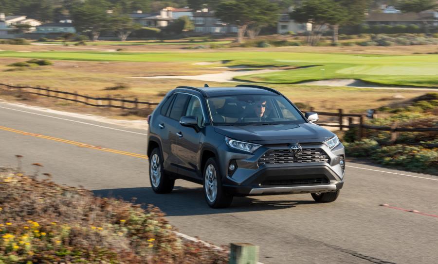  Toyota RAV4 Limited 2018 года  (NA) (фото 16 из 44)